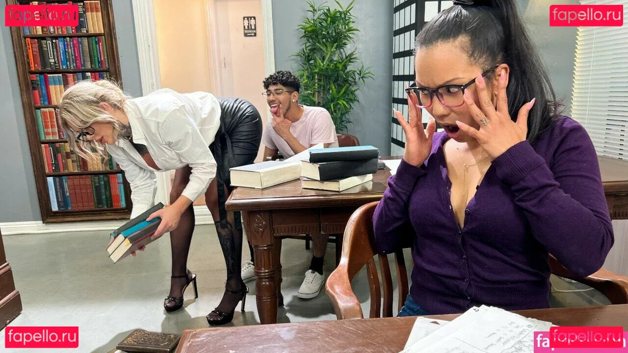 Christina Savoyy Onlyfans Photo Gallery 