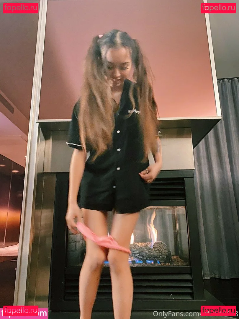 babyeva.official Onlyfans Photo Gallery 