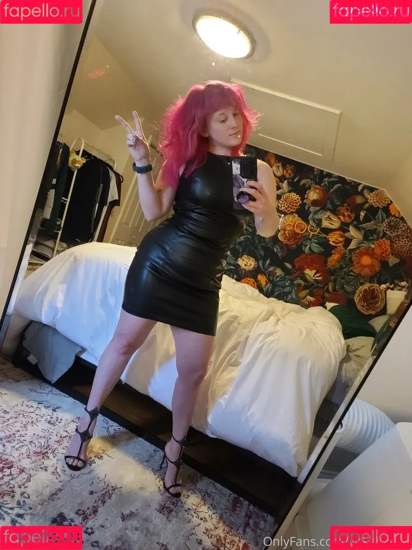 yokaioppai Onlyfans Photo Gallery 