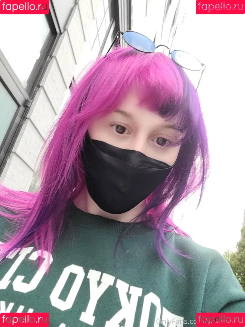 yokaioppai Onlyfans Photo Gallery 