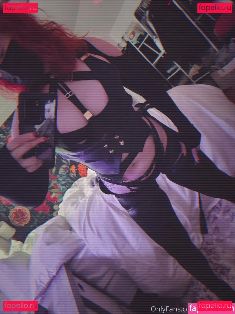 yokaioppai Onlyfans Photo Gallery 