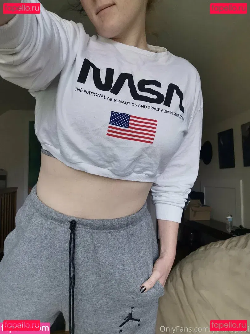 yokaioppai Onlyfans Photo Gallery 