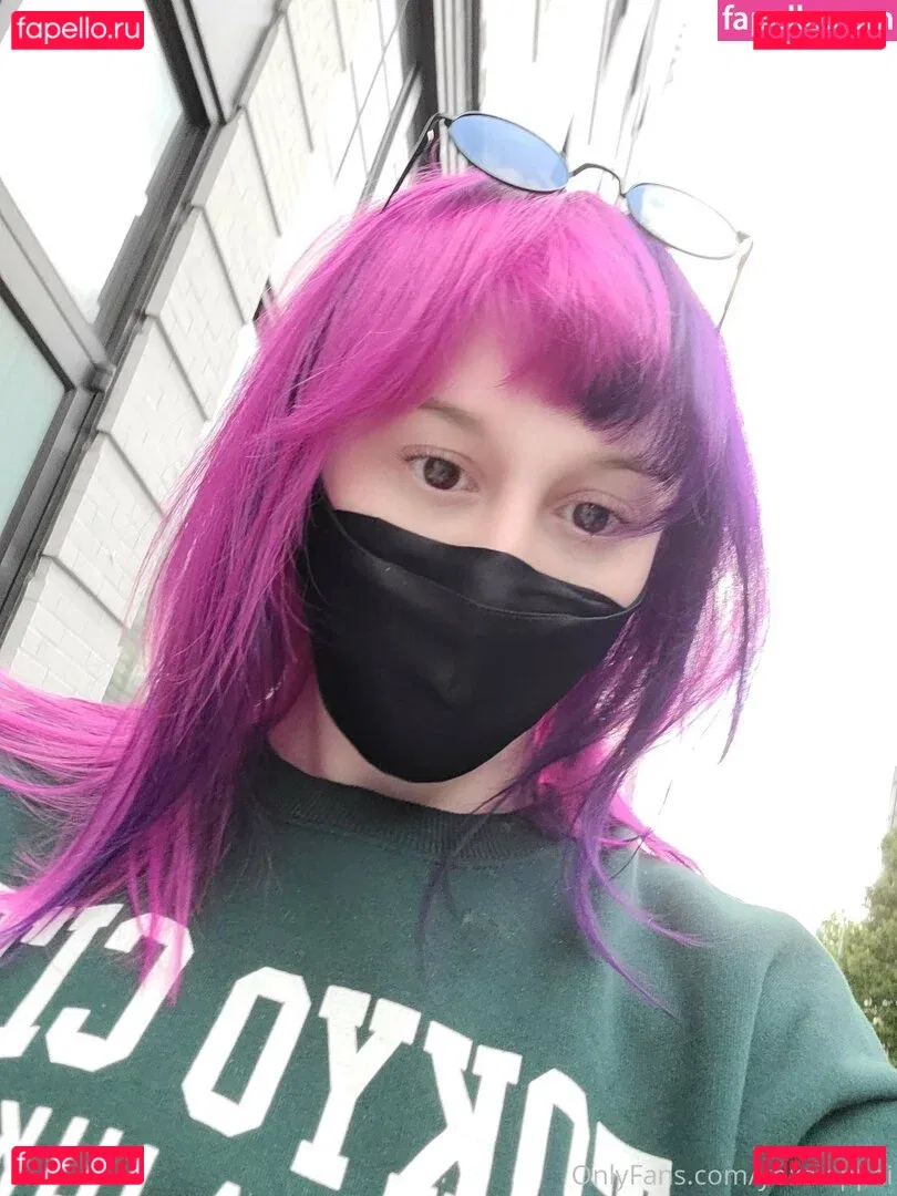 yokaioppai Onlyfans Photo Gallery 