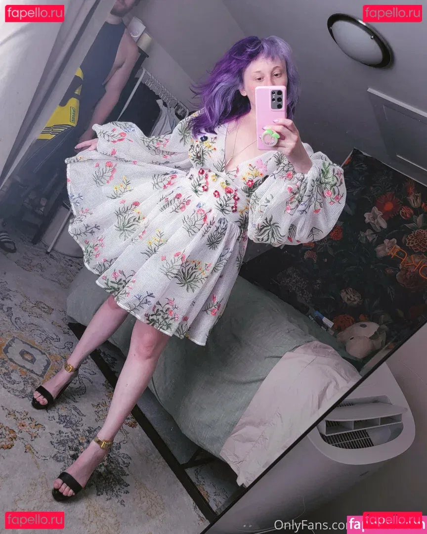 yokaioppai Onlyfans Photo Gallery 