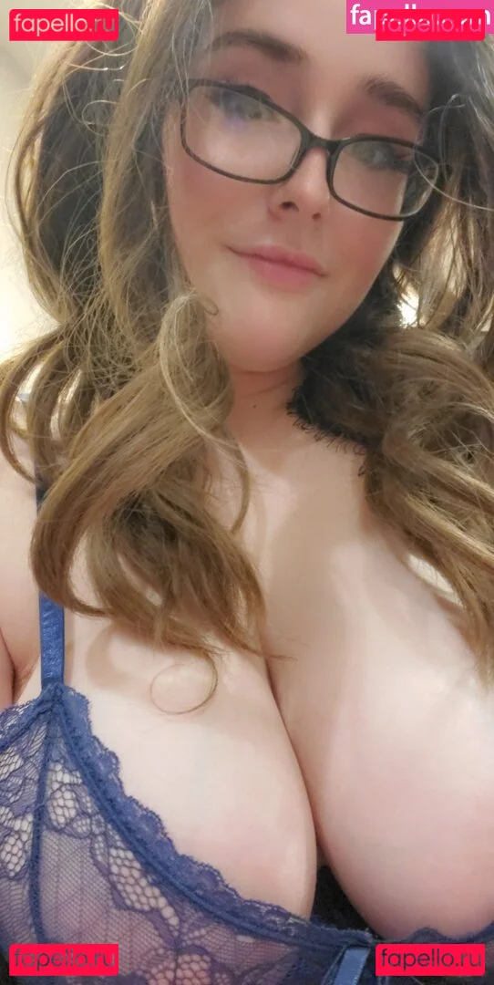 Sophia Swallow Onlyfans Photo Gallery 