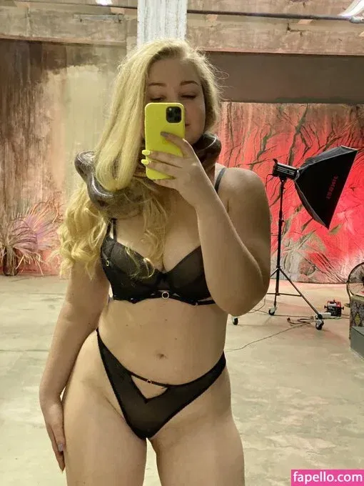blondeany Onlyfans Photo Gallery 