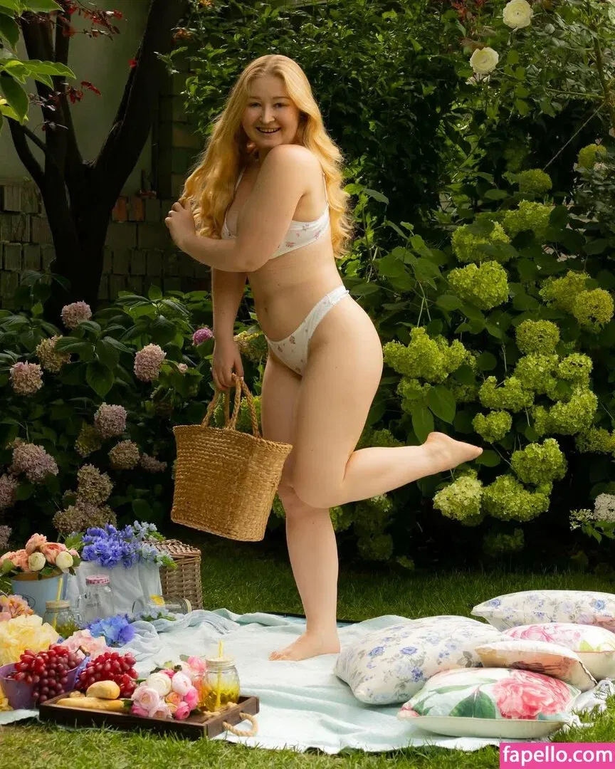 blondeany Onlyfans Photo Gallery 