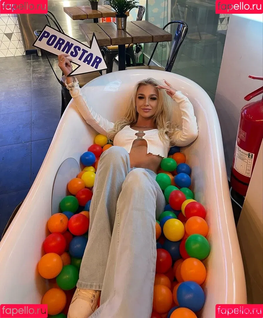 Bonnie Marie Onlyfans Photo Gallery 