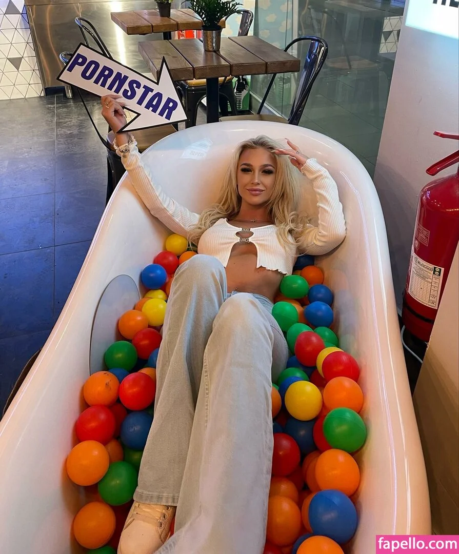 Bonnie Marie Onlyfans Photo Gallery 