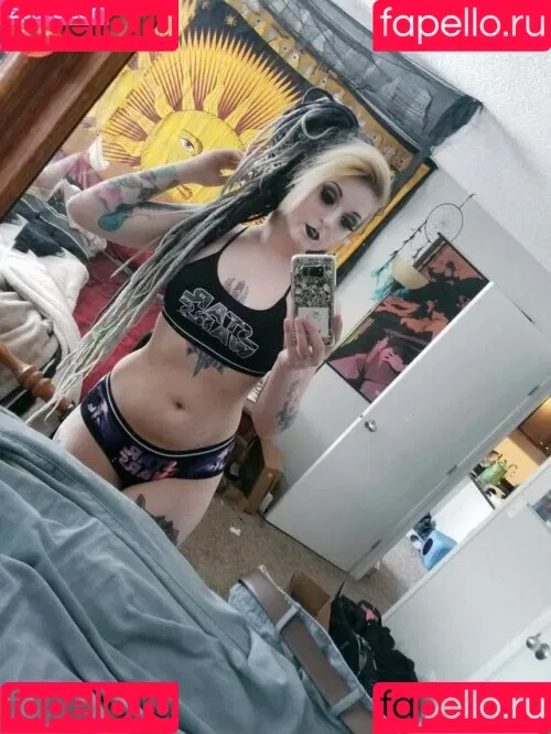 Midnight Mary Onlyfans Photo Gallery 