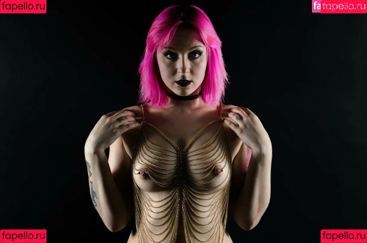 Midnight Mary Onlyfans Photo Gallery 