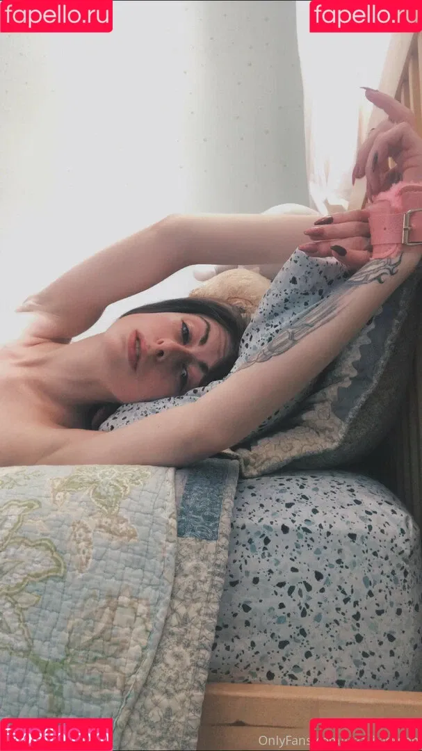 jezebellefree Onlyfans Photo Gallery 