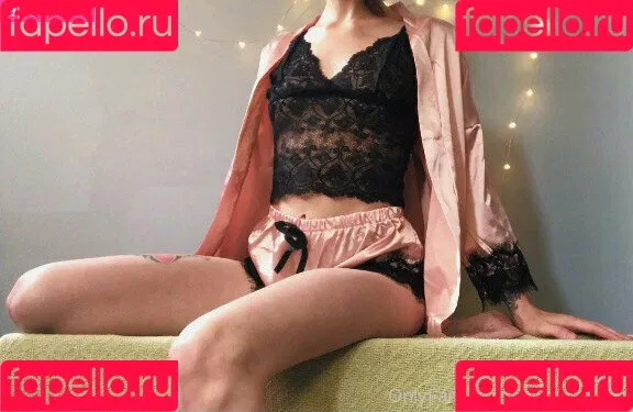 jezebellefree Onlyfans Photo Gallery 