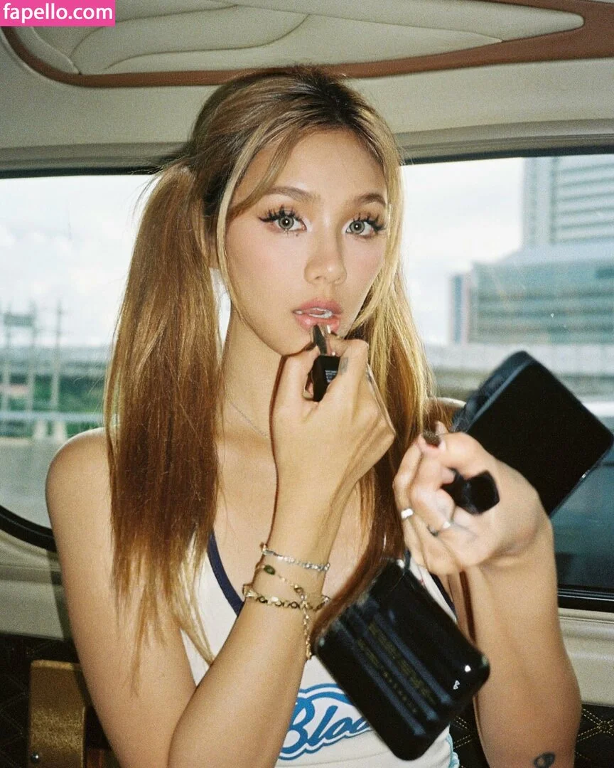 Kathy Zheng Onlyfans Photo Gallery 