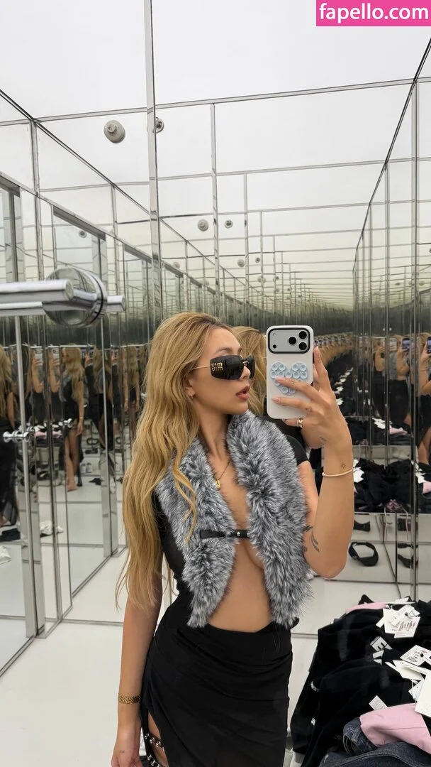 Kathy Zheng Onlyfans Photo Gallery 