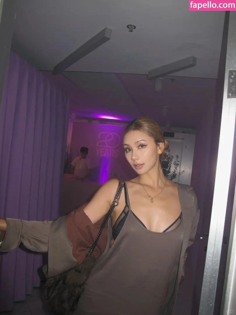 Kathy Zheng Onlyfans Photo Gallery 