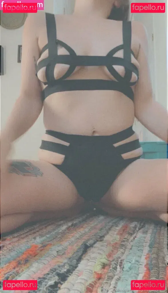 roseyasscheeks Onlyfans Photo Gallery 