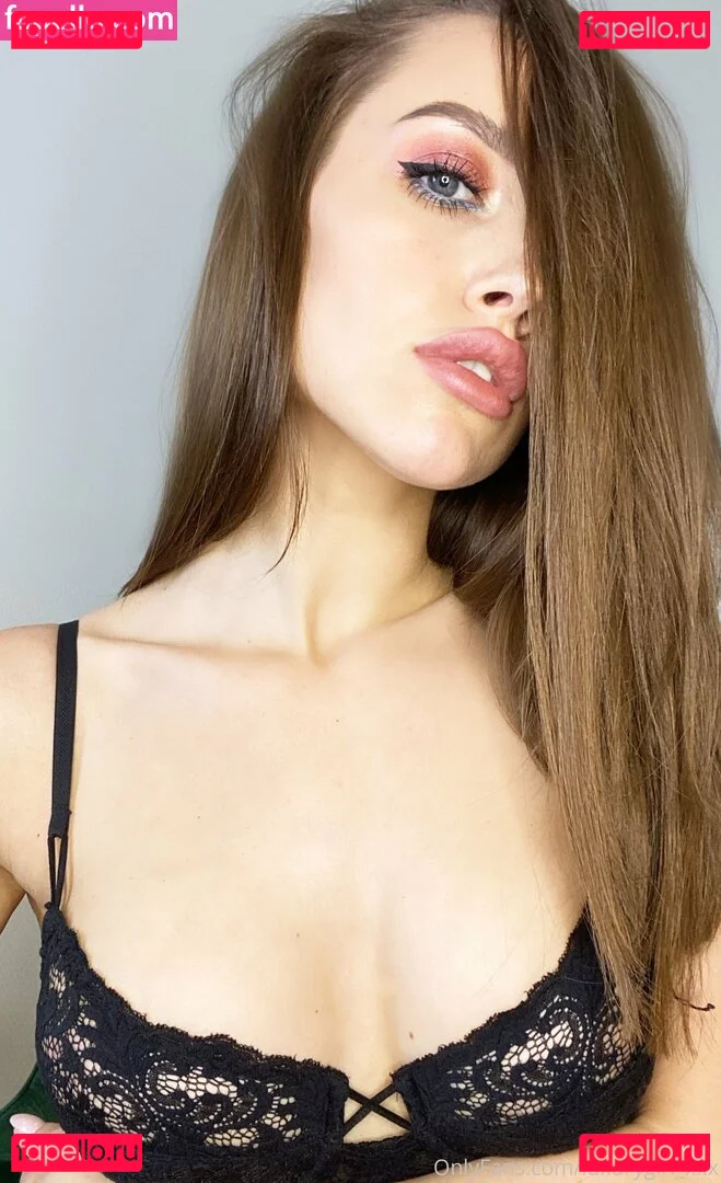 LuxuryGirl Onlyfans Photo Gallery 