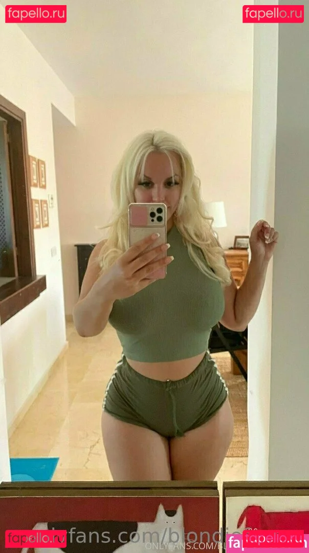 blondiefesser Onlyfans Photo Gallery 