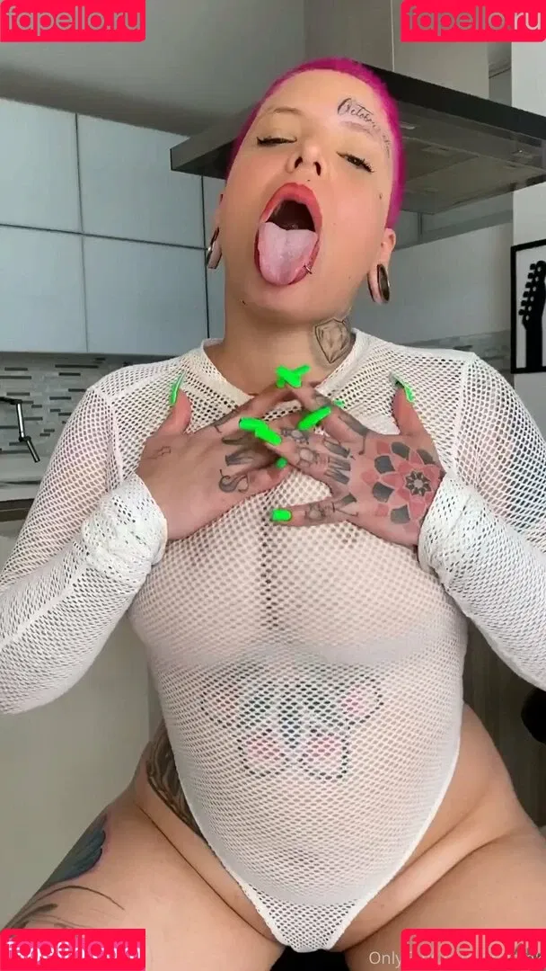 ariapink Onlyfans Photo Gallery 
