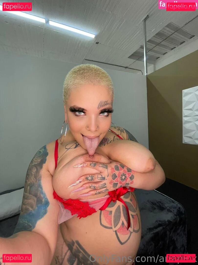 ariapink Onlyfans Photo Gallery 