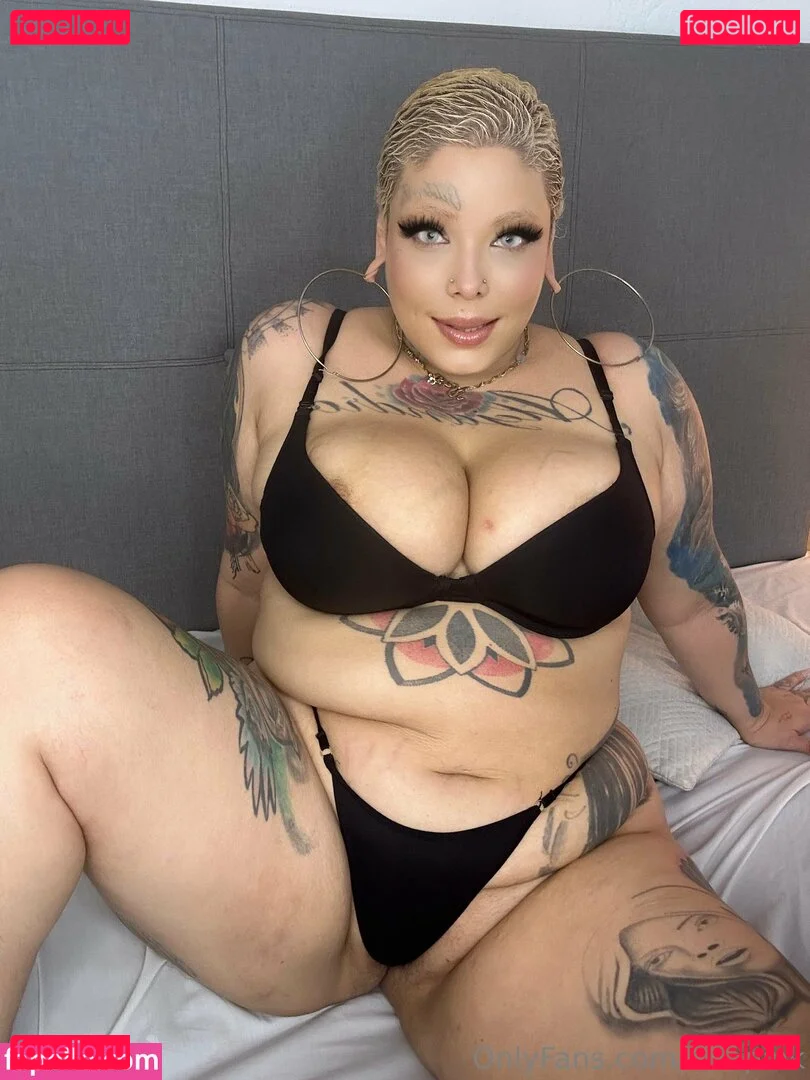 ariapink Onlyfans Photo Gallery 