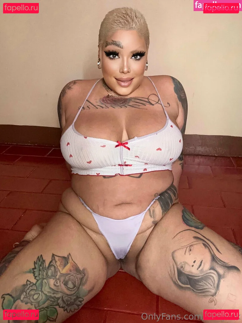 ariapink Onlyfans Photo Gallery 