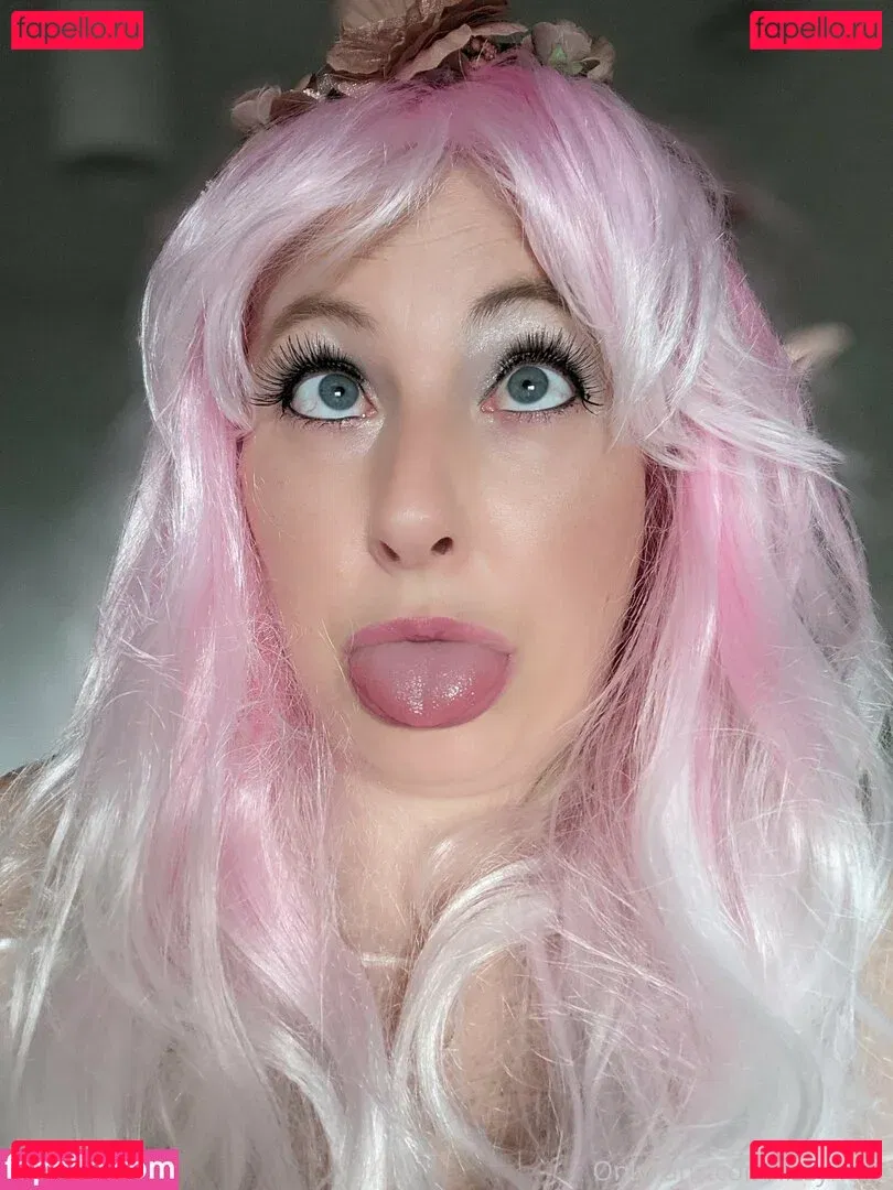 lizzyminx Onlyfans Photo Gallery 