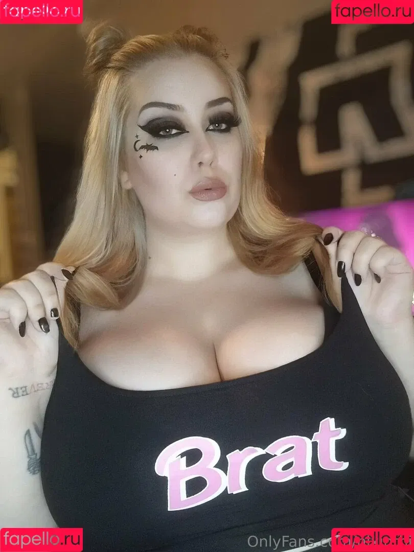 nixinthi Onlyfans Photo Gallery 