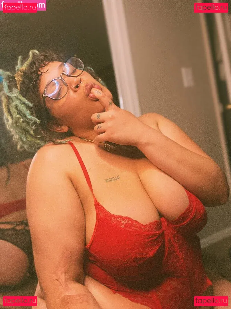 StickyEmpress Onlyfans Photo Gallery 