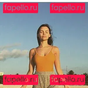 Eline Powell Onlyfans Photo Gallery 