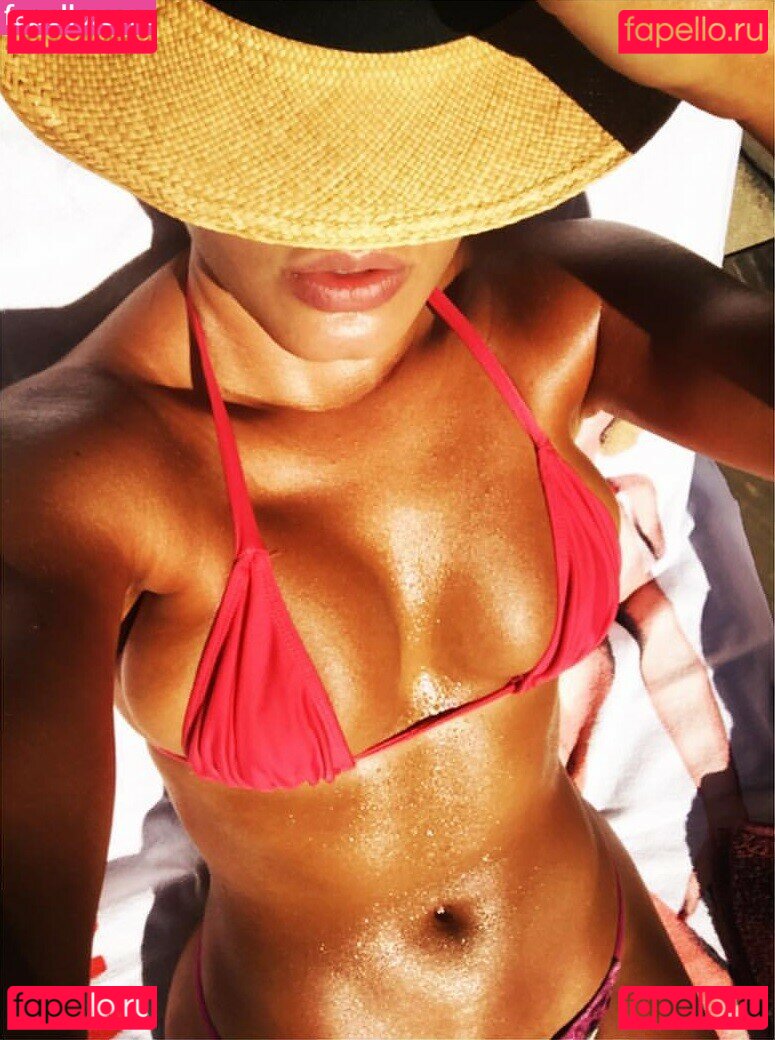 Leticia Lima Nude Onlyfans Photo 48