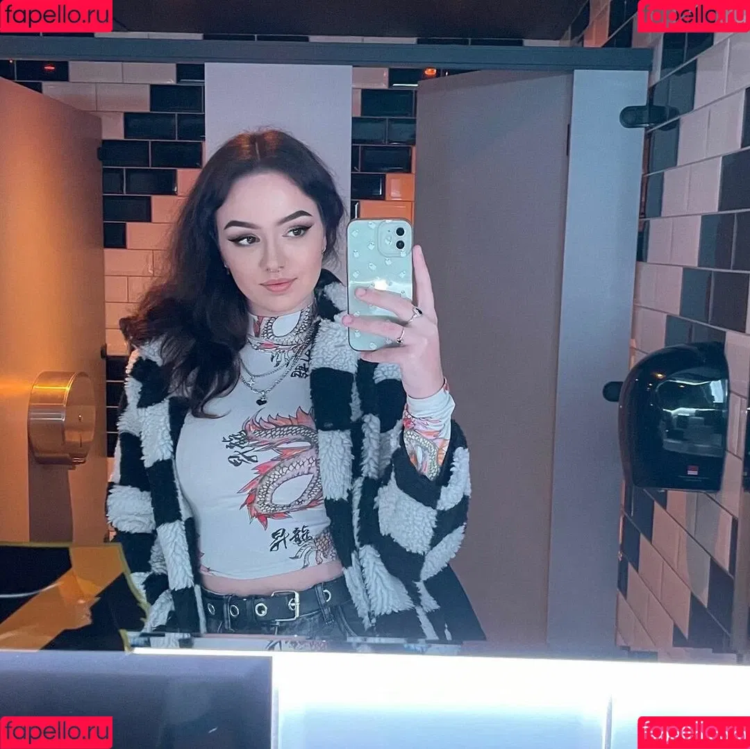 misbehavedjade Onlyfans Photo Gallery 