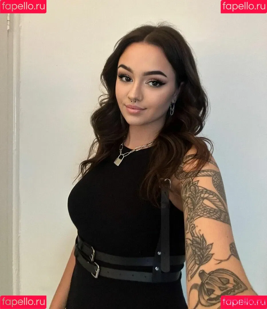 misbehavedjade Onlyfans Photo Gallery 
