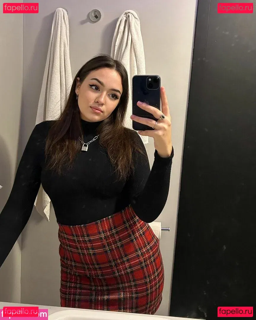 misbehavedjade Onlyfans Photo Gallery 