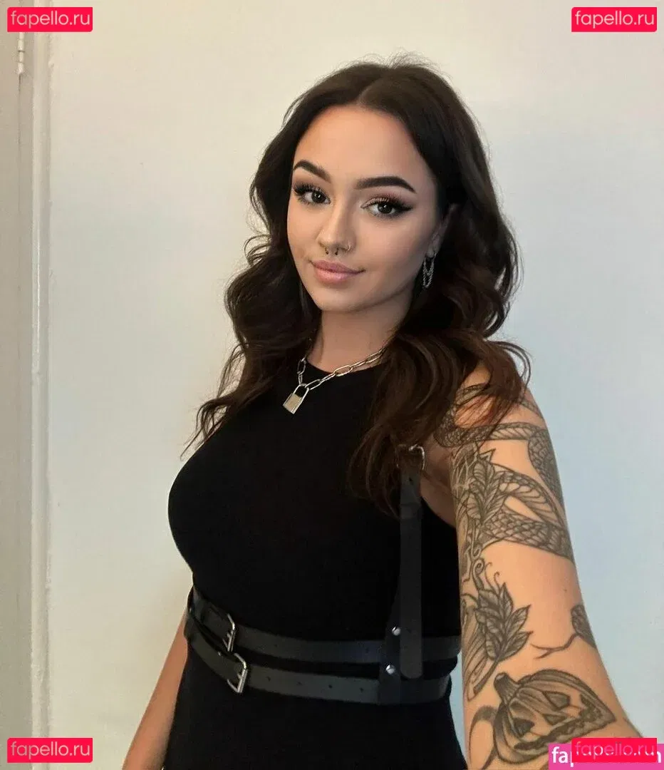 misbehavedjade Onlyfans Photo Gallery 