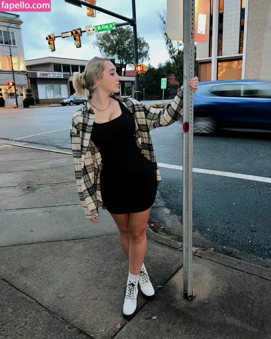 Morgan Watt Onlyfans Photo Gallery 