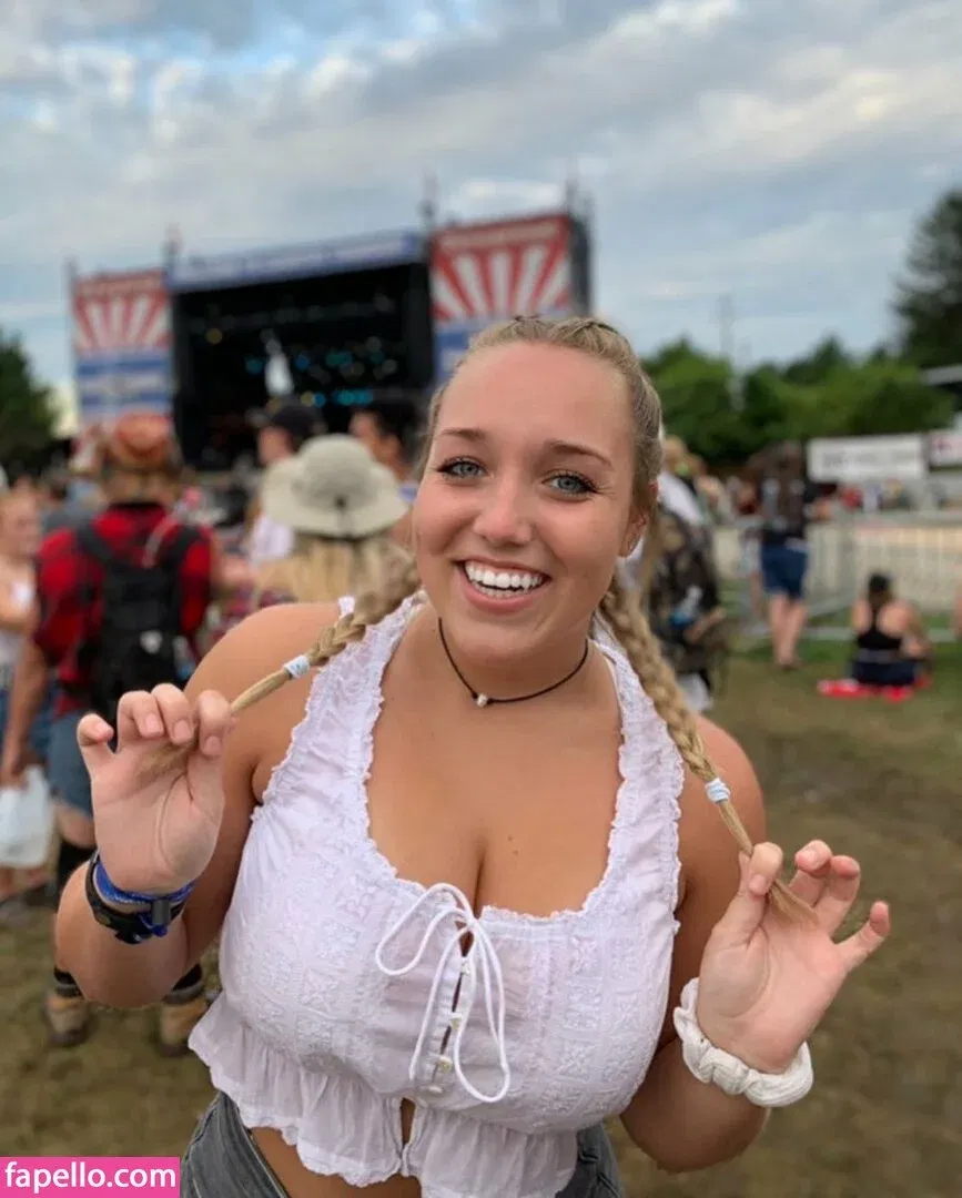 Morgan Watt Onlyfans Photo Gallery 