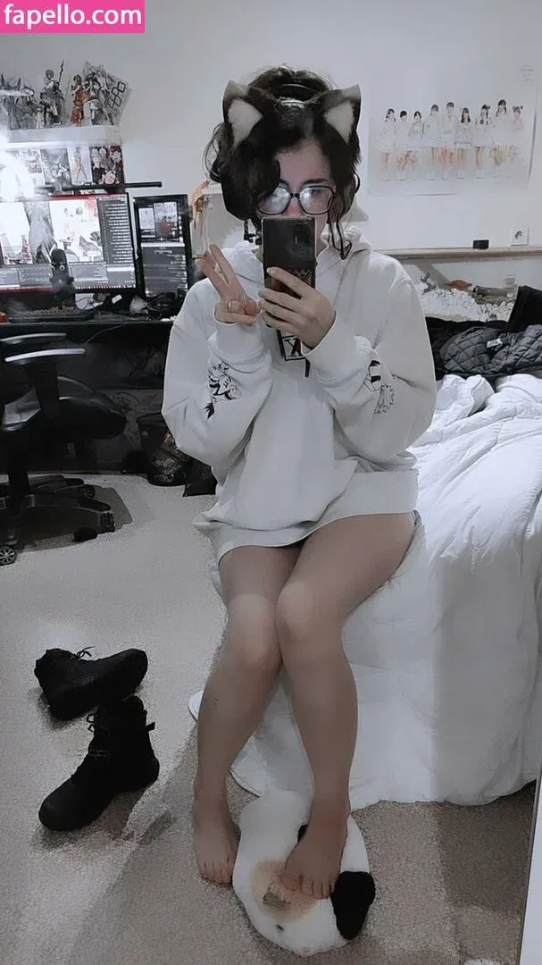 RiriMiaou Onlyfans Photo Gallery 