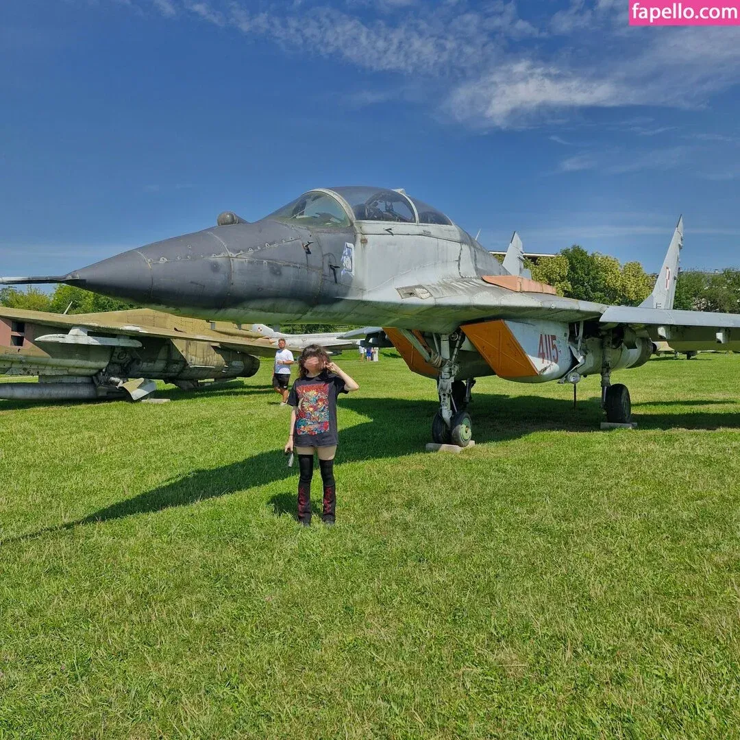 RiriMiaou Onlyfans Photo Gallery 