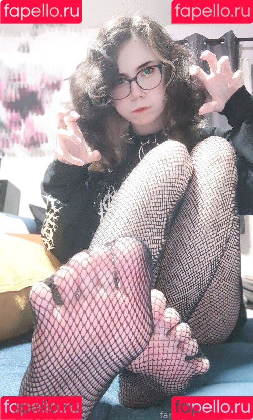 RiriMiaou Onlyfans Photo Gallery 