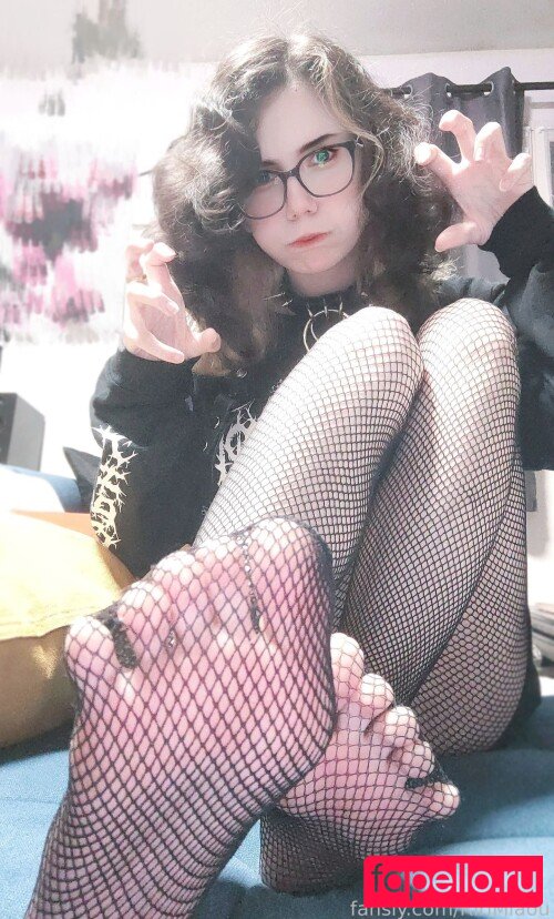 RiriMiaou Onlyfans Photo Gallery 