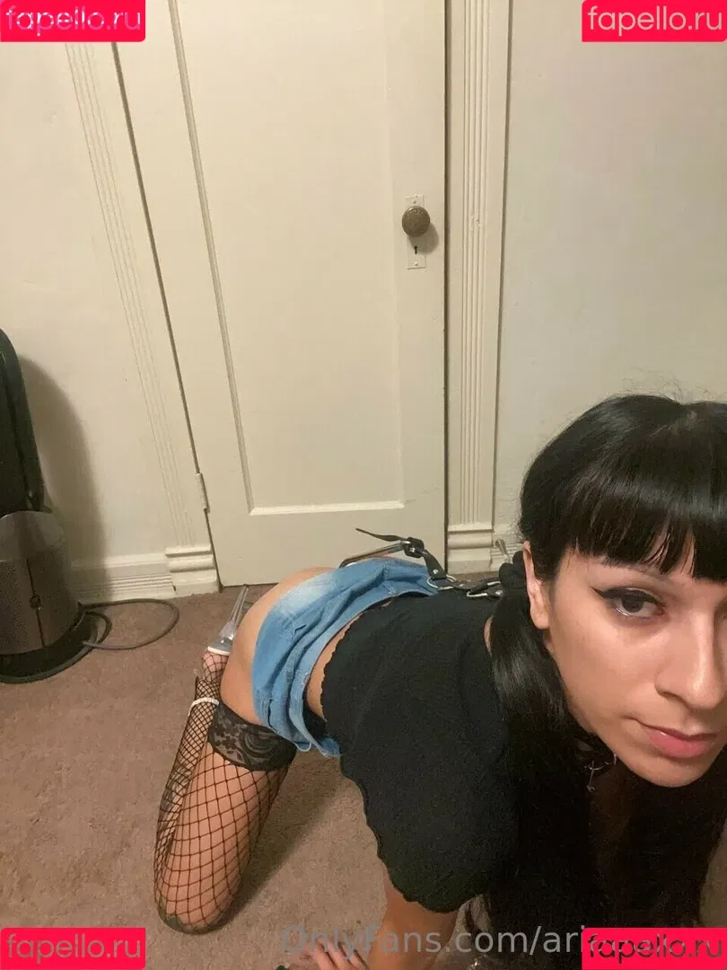 ariaaaxxx Onlyfans Photo Gallery 