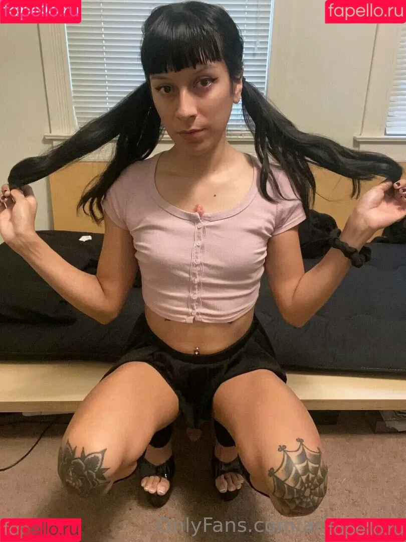 ariaaaxxx Onlyfans Photo Gallery 