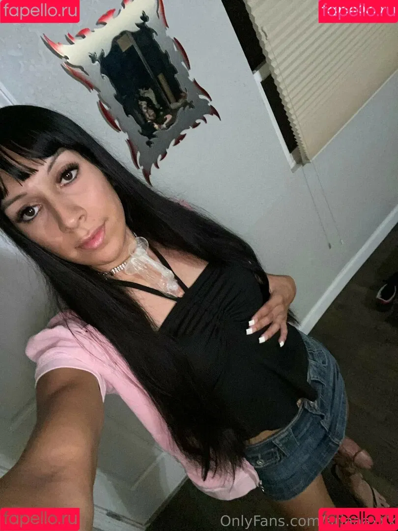 ariaaaxxx Onlyfans Photo Gallery 