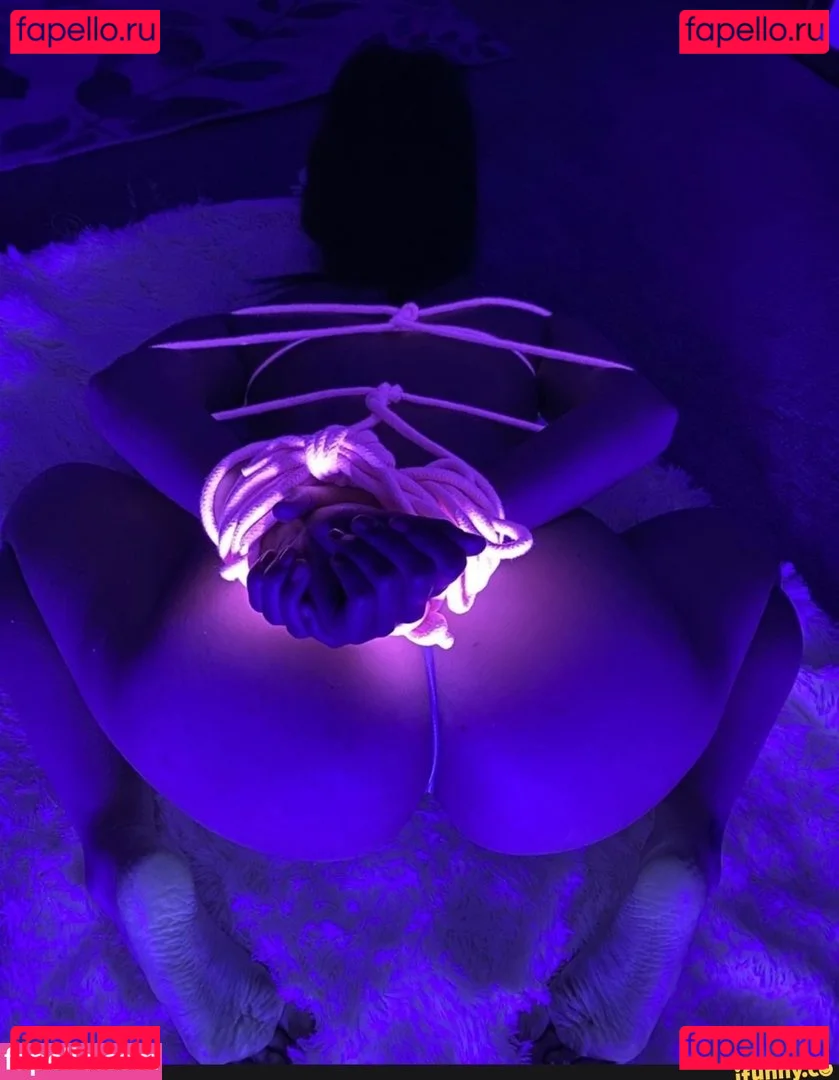 ariaaaxxx Onlyfans Photo Gallery 