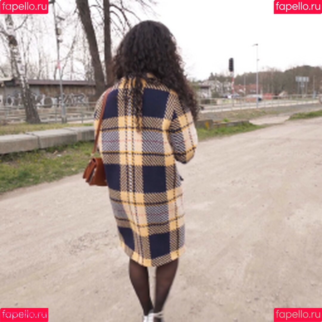 Public Agent Onlyfans Photo Gallery 