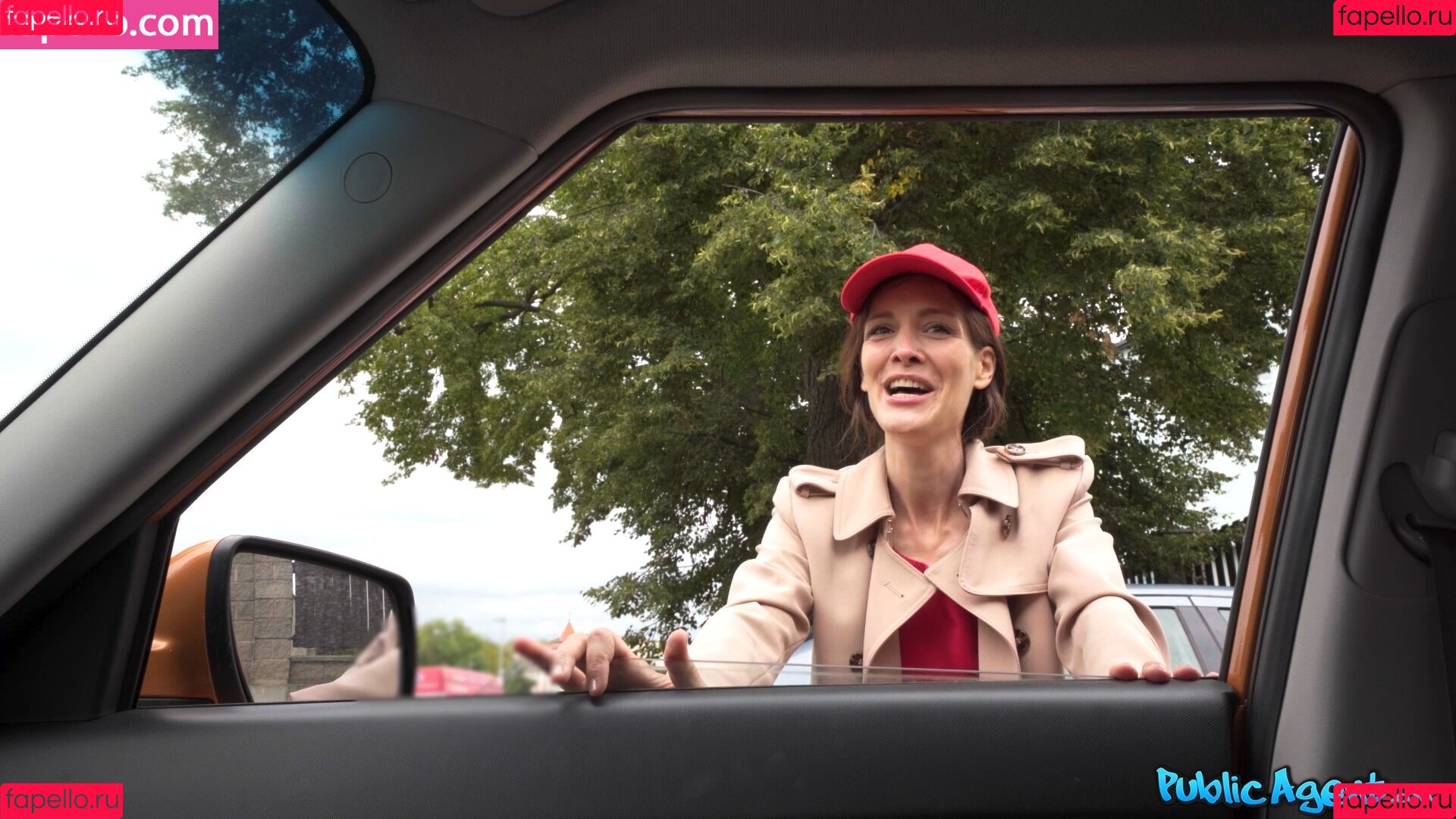 Public Agent Onlyfans Photo Gallery 