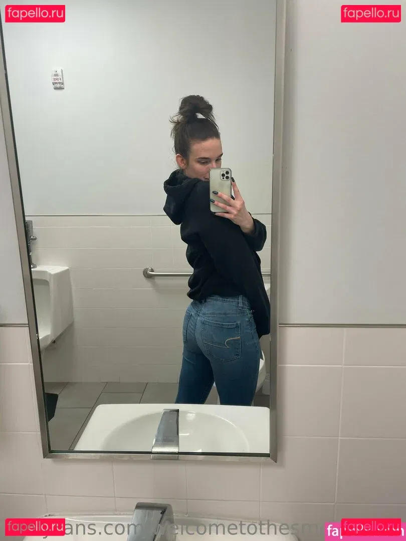 welcometothesmokeshow Onlyfans Photo Gallery 