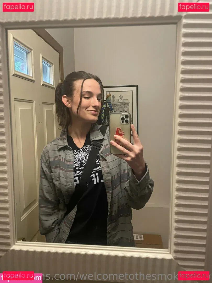 welcometothesmokeshow Onlyfans Photo Gallery 